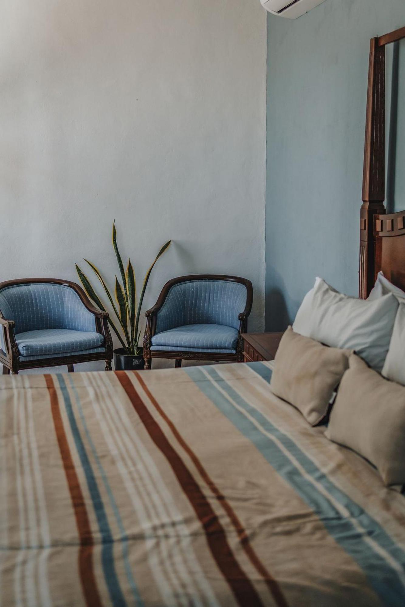 Amplia Habitacion Privada Centro Мерида Екстериор снимка